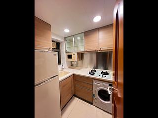 Wan Chai - The Zenith Phase 1 Block 2 07