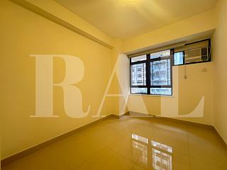 Mid Levels Central - Po Yue Yuk Building 03
