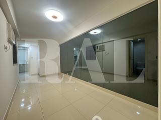 Mid Levels Central - Po Yue Yuk Building 06