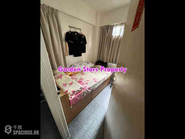 Sai Ying Pun - Kiu Shing Building 02