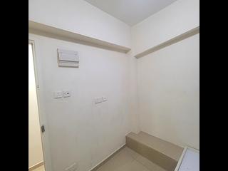 Mong Kok - Lee Kwan Building 04