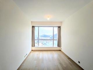 Wong Chuk Hang - Marinella Block 8 08
