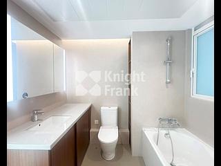 Chung Hom Kok - Hillgrove 11