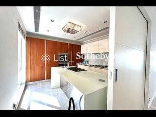 Happy Valley - 9, Broom Road 13
