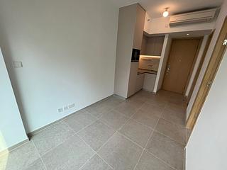 Sai Ying Pun - No.8 Hing Hon Road (Resiglow-Bonham) 07