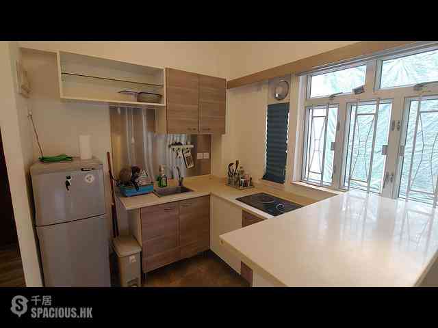 Central - 14, Gage Street 03