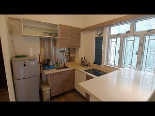 Central - 14, Gage Street 04