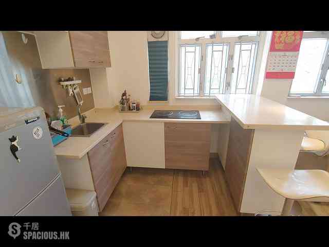 Central - 14, Gage Street 15