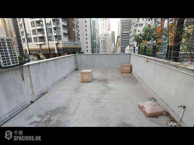 Central - 14, Gage Street 17