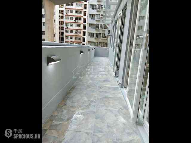 Shek Tong Tsui - Sik On House 02