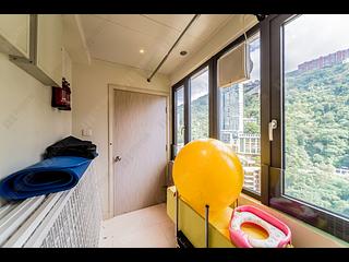Mid Levels Central - Estoril Court 13