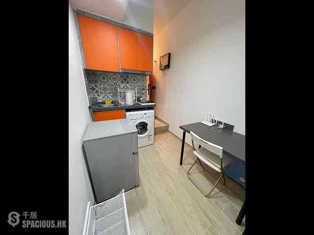 Sheung Wan - Kiu Kwong Mansion 01