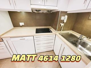 Mid Levels Central - Kam Fai Mansion 03