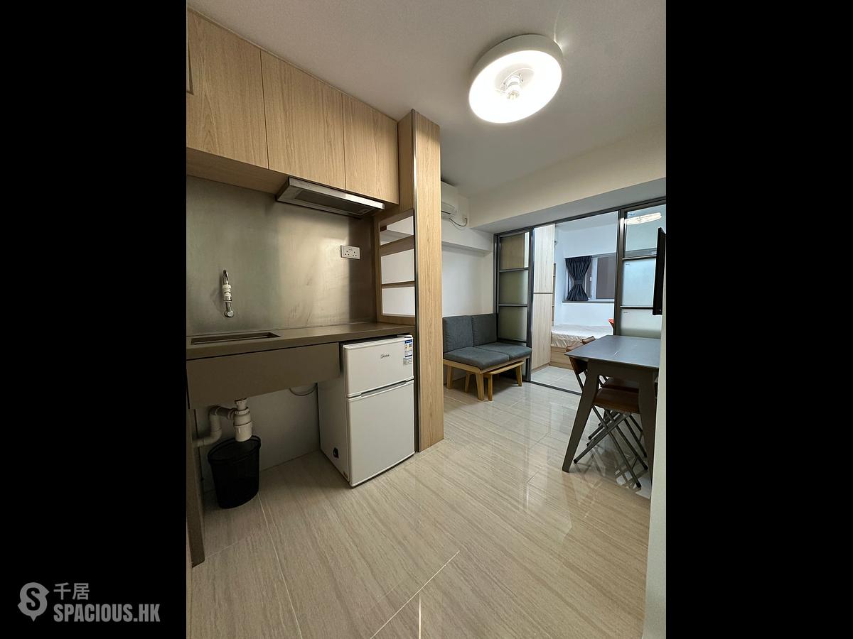 Wan Chai - Hung Fook Mansion 01