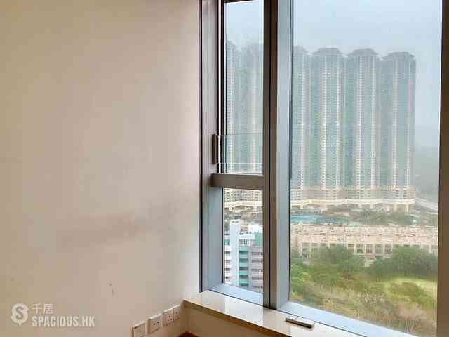Tung Chung - Century Link Phase 1 Tower 6A 08