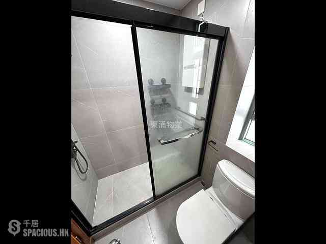 Tung Chung - Seaview Crescent Block 3 05