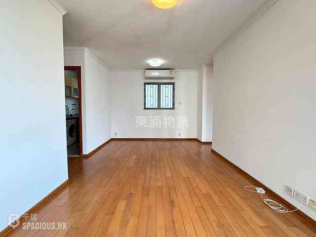 Tung Chung - Seaview Crescent Block 3 06