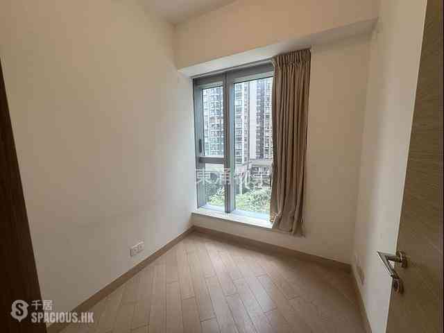 Tung Chung - Century Link Phase 2 Tower 2B 05