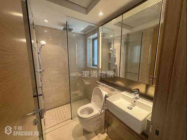 Tung Chung - Century Link Phase 2 Tower 2B 08