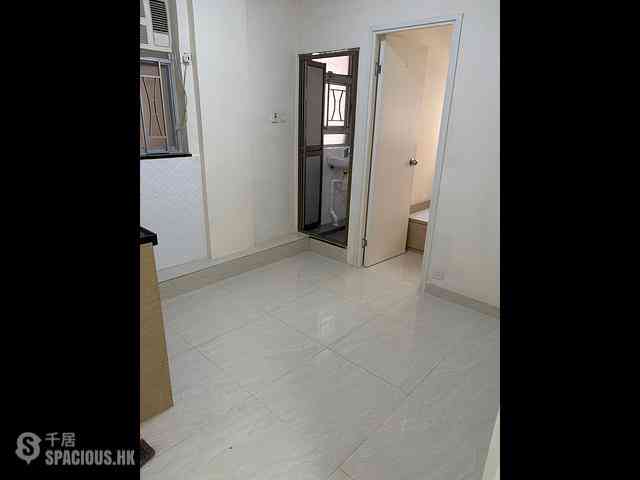 Jordan - Man Ying Building 01