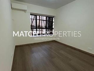 Mid Levels Central - Elegant Terrace 06