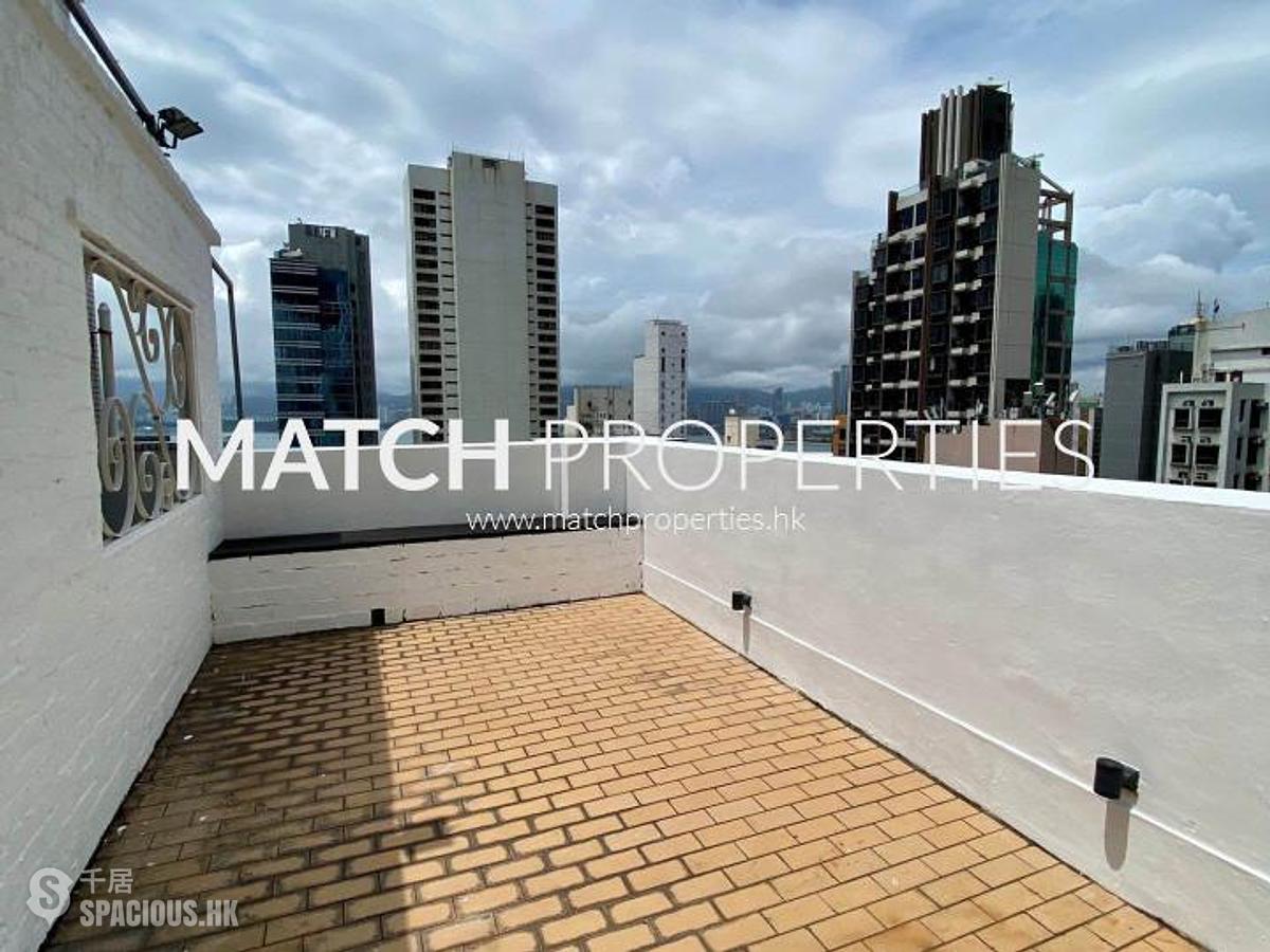 Sai Ying Pun - Fung King Court 01