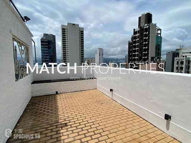 Sai Ying Pun - Fung King Court 01