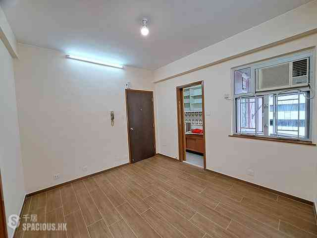Wan Chai - Tung Kai Building 06