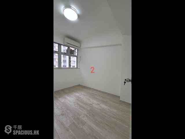 Wan Chai - Lee Shun Building 04