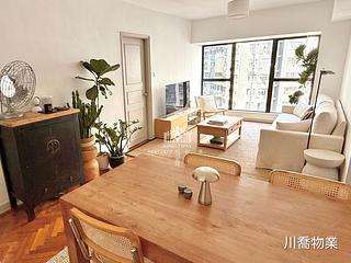 Mid Levels Central - 62B, Robinson Road 02