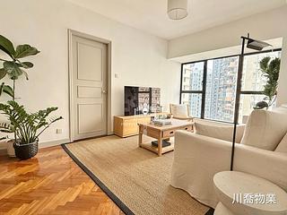 Mid Levels Central - 62B, Robinson Road 03