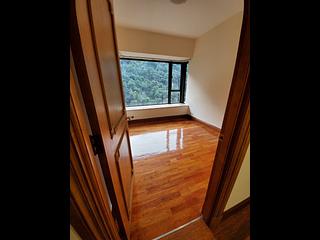 Mid Levels Central - Tavistock II 11