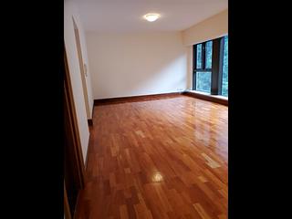 Mid Levels Central - Tavistock II 10