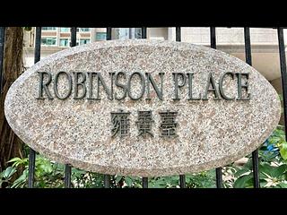 Mid Levels Central - Robinson Place 04