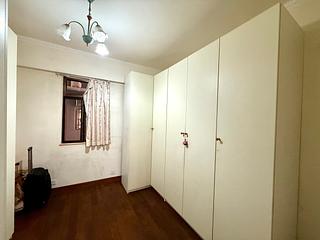 Sai Ying Pun - Rhine Court Block C 05