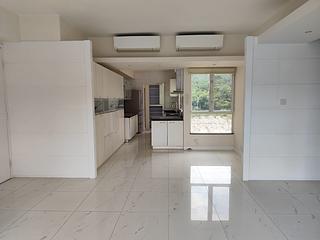 Stanley - Redhill Peninsula Site A (Phase 4) Block 2 06
