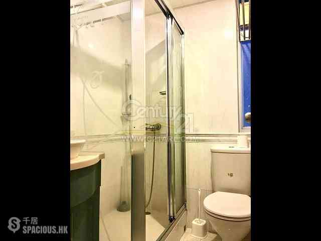 Causeway Bay - Vincent Mansion 06
