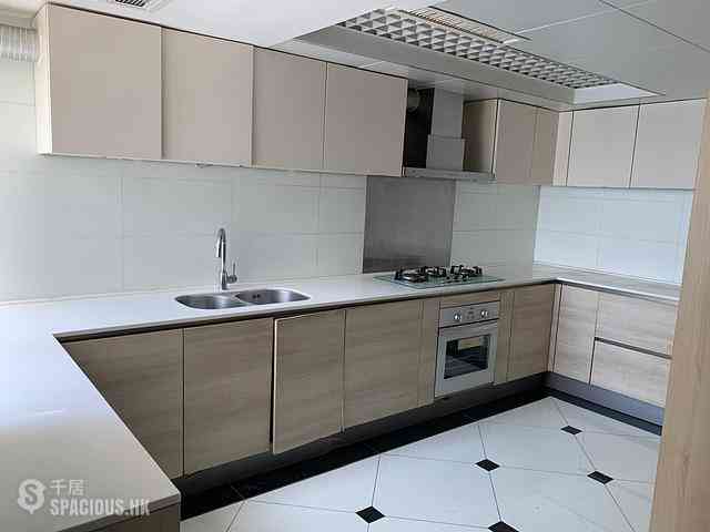 Pok Fu Lam - Villa Cecil Phase 3 Block 2 04