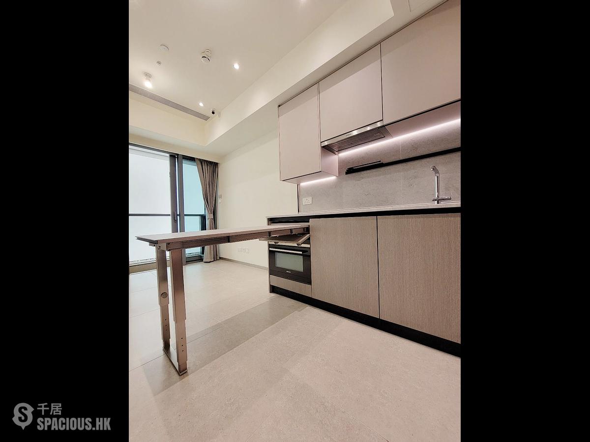 Tuen Mun - Novo Land 01