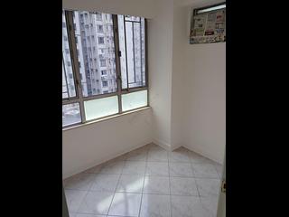 Mid Levels Central - Ying Fai Court 04