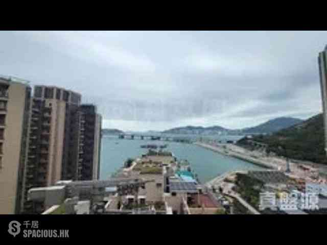 Tseung Kwan O - Capri Block 5 01