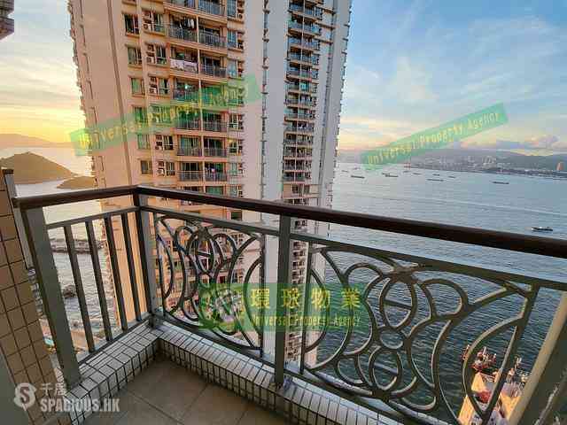 Kennedy Town - The Merton 01