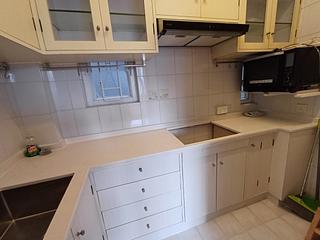 Causeway Bay - Bay View Mansion 17