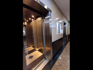 Causeway Bay - Bay View Mansion 18