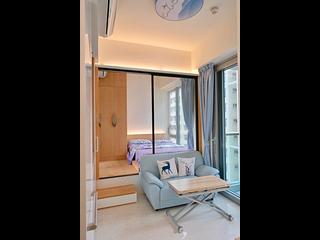 Sai Ying Pun - 63, Pokfulam 03