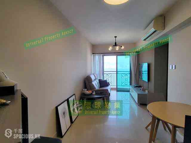 Kennedy Town - The Merton 01