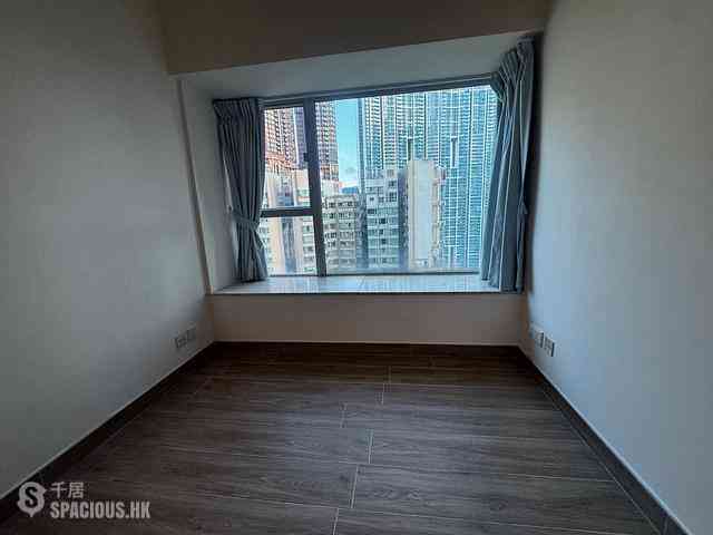 West Kowloon - The Waterfront Phase 2 Block 7 08