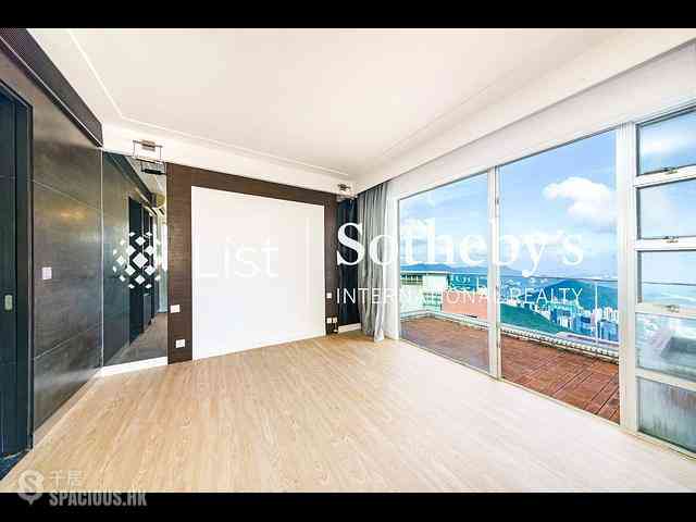 The Peak - Sunshine Villa 07