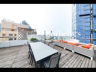 Mid Levels Central - Merry Court 04