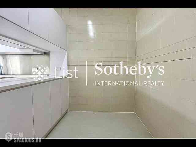 Pok Fu Lam - Pine Court 11